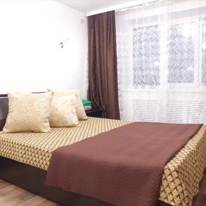 3-ком. Двуспальные + 2 односпальные кровати.